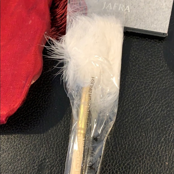 Jafra Sparkling Mineral Powder Brush Mirror Pouch - Picture 2 of 5